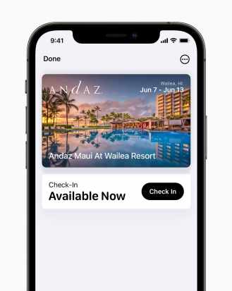 Apple-iPhone12Pro-iOS15-wallet-hotelkeys-060721